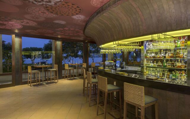 Anantara Kalutara Resort