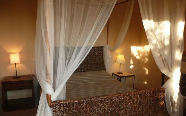 Montarlese Eco-Lodges