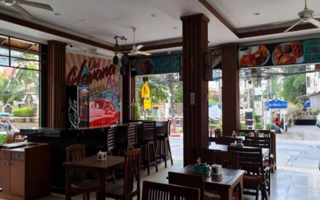 Pipikuku Hotel & Restaurant