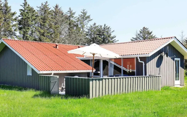 10 Person Holiday Home in Lokken-by Traum