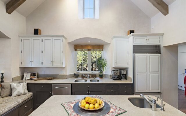 Arroyo Vista - Secluded Southwestern Luxury