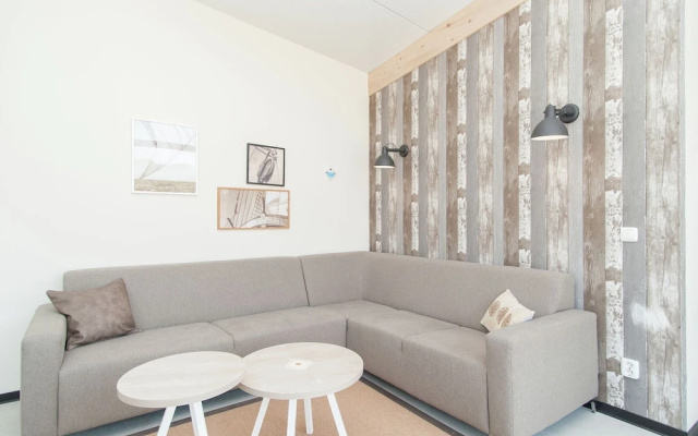 Beautiful Lodge With a Dishwasher, in Bloemendaal