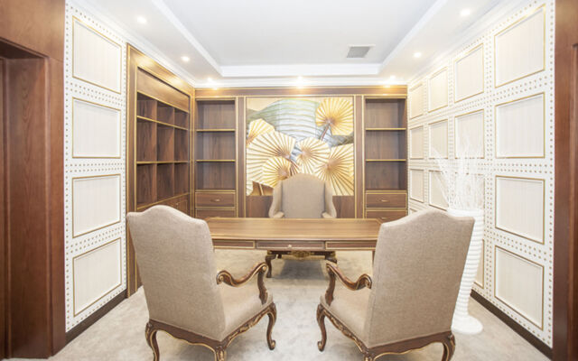 Muong Thanh Luxury Nhat Le Hotel