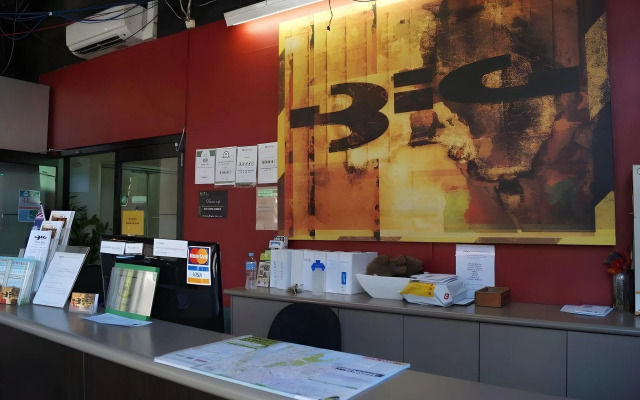 Big Backpackers Hostel