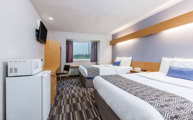 Microtel Inn & Suites by Wyndham Ardmore