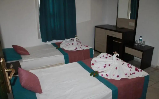 Semt Luna Beach Hotel