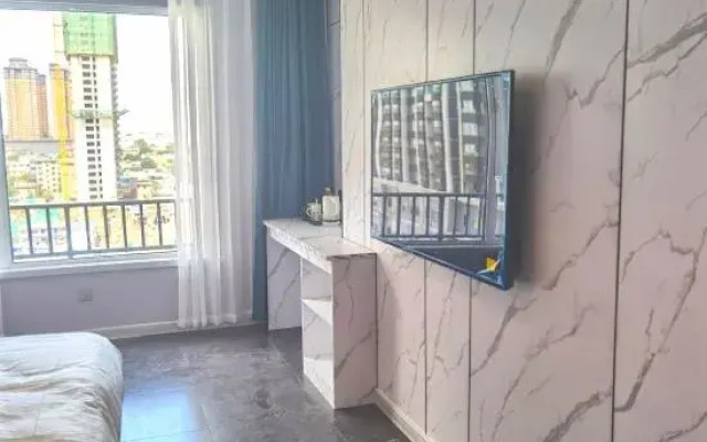 Sutian Homestay (Yuncheng Dongxing Upward Plaza)