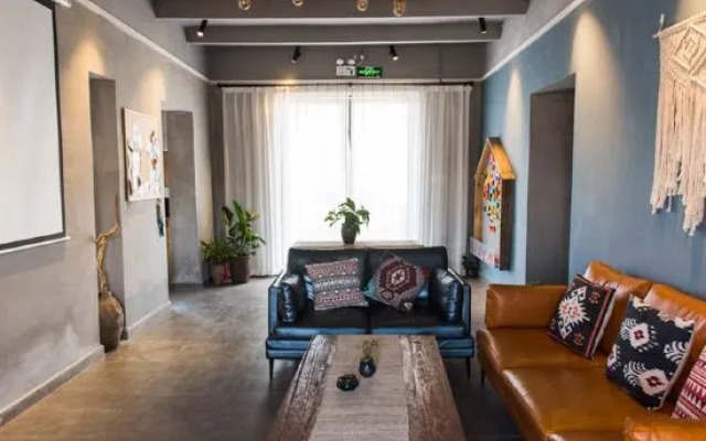 Another House Guesthouse