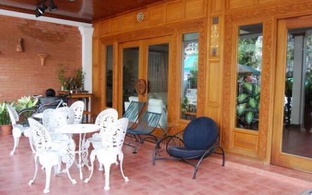Vayakorn House