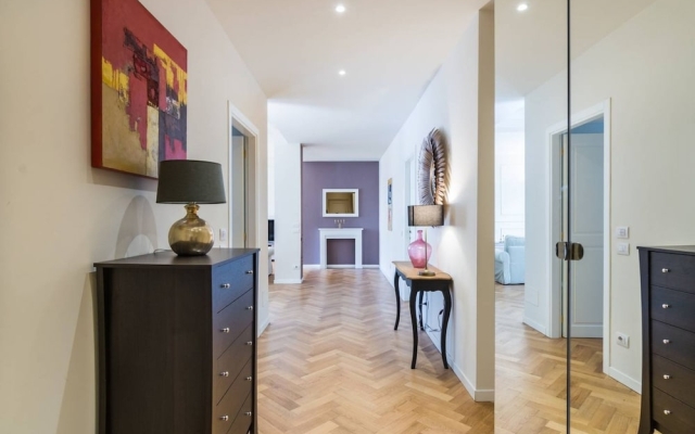 Luxury 3 Bedrooms Near Duomo