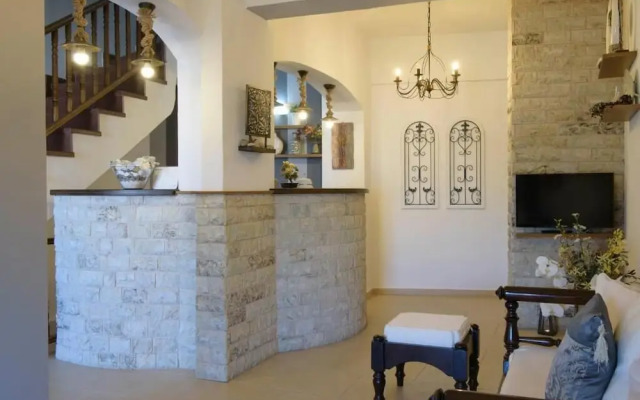Apart Boutique Giorgos