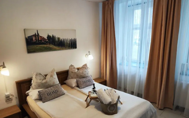 Buon Studio Sibiu, near train station and Small Square Old Town