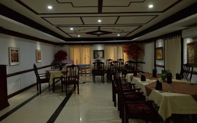 The Pearlview Regency