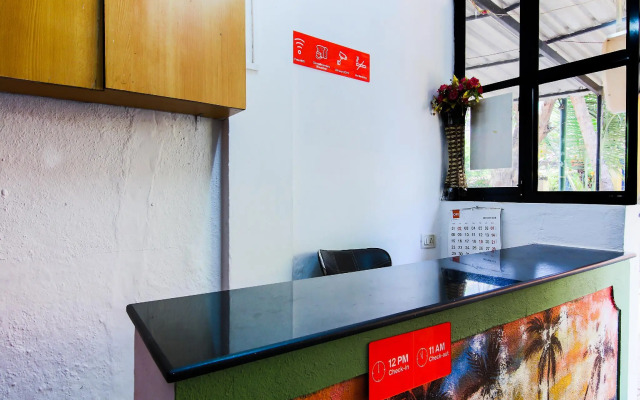 OYO 19831 Crystal Holiday Homes