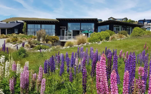 Three Rivers Lodge
