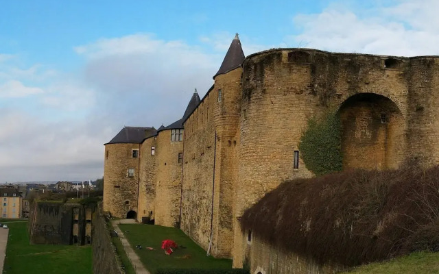 Stylish Stay in Central Sedan