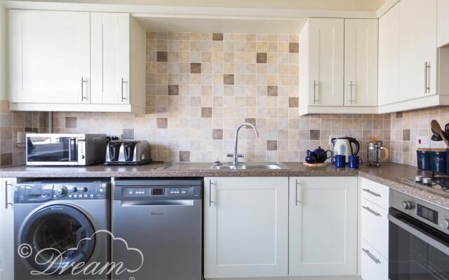 Amaranta, WEYMOUTH