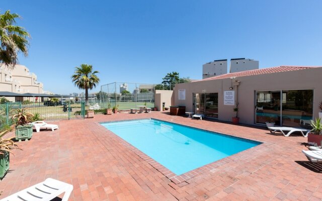 Mont Serrat 58 by CTHA