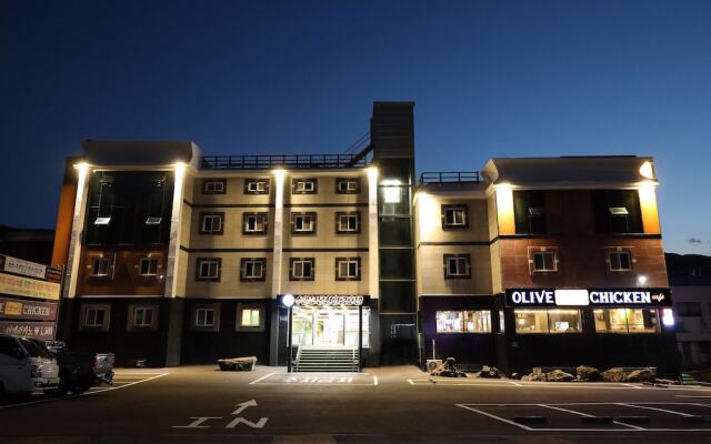 Suanbo Hot Spring Healing Hotel