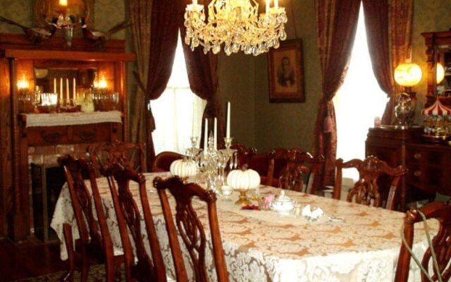 Maple Hill Bed and Breakfast