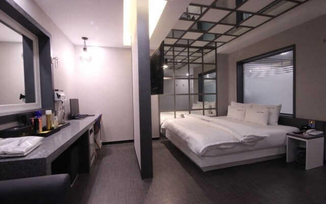 Ulsan Some Hotel