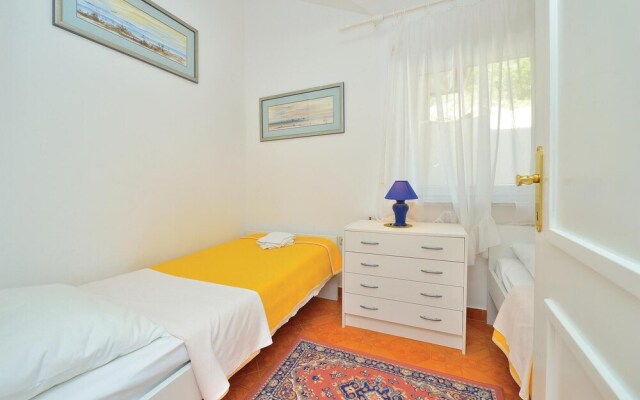 Beautiful Home in Seline With Sauna, Wifi and 7 Bedrooms