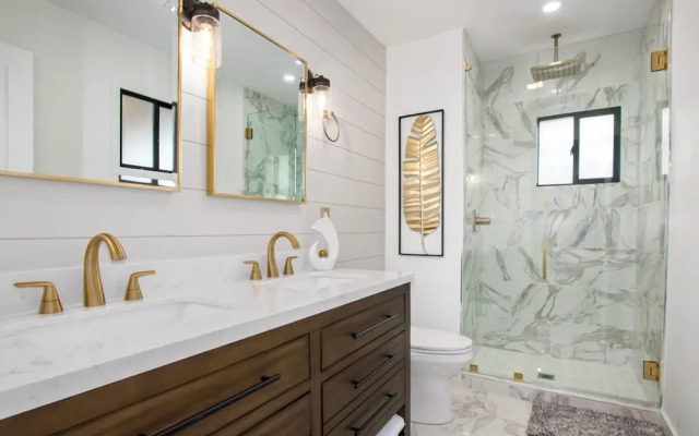 Modern Roose-pool Heat Available-hot Tub- Old Town