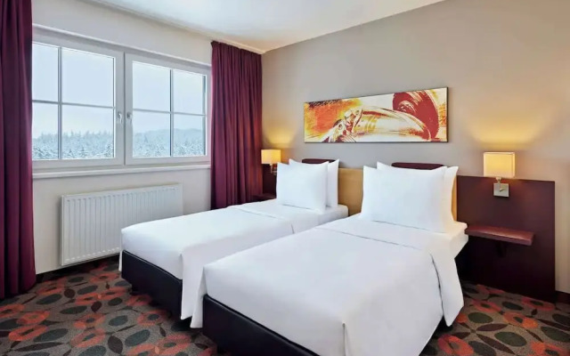 Lindner Na 1/4 Rburgring Motorsport Hotel