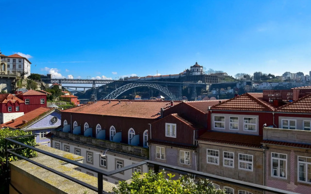 The Editory House Ribeira Porto Hotel