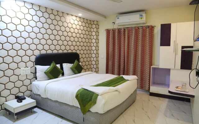 Hotel Sri Mayuri
