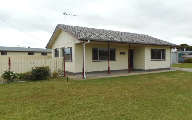 Catalina Cottage Holiday House – Exterior – Port Macdonnell