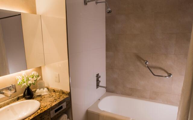 Holiday Inn Ezeiza Airport