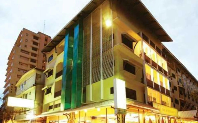 Woraburi Sukhumvit Hotel & Resort
