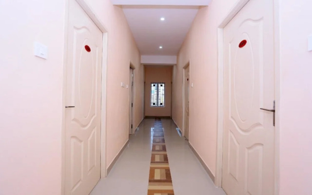 Viswa Towers By OYO Rooms