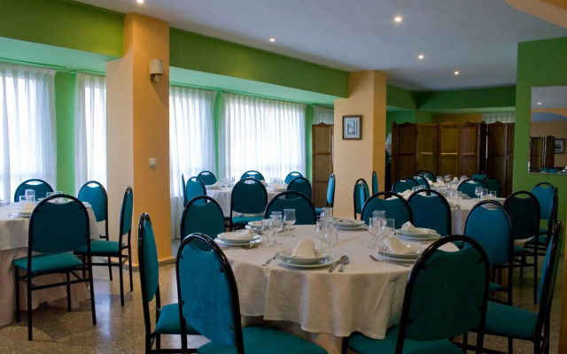 Hotel Perales