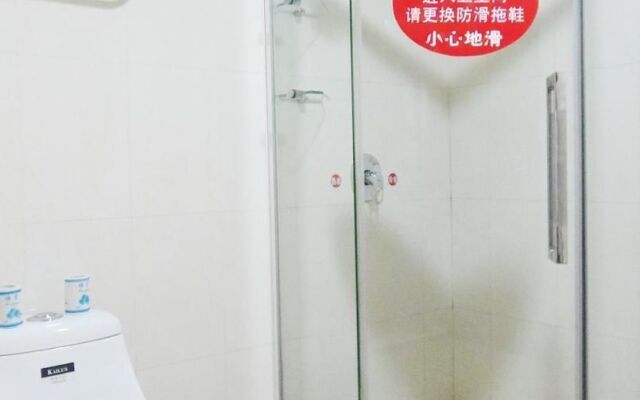Ronghe Xinya Business Hotel