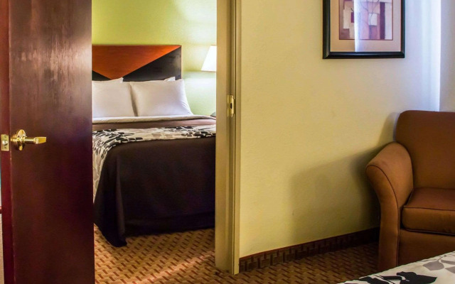 Sleep Inn & Suites at Six Flags