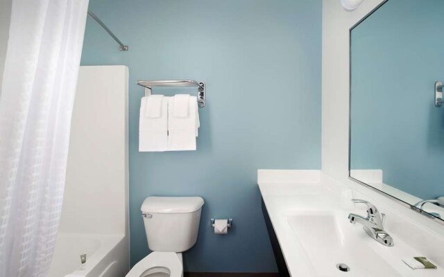 WoodSpring Suites Plano - North Dallas