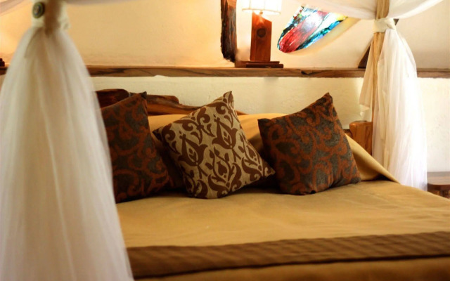 Rose Wood Lodge