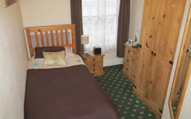 The little emily - Room only