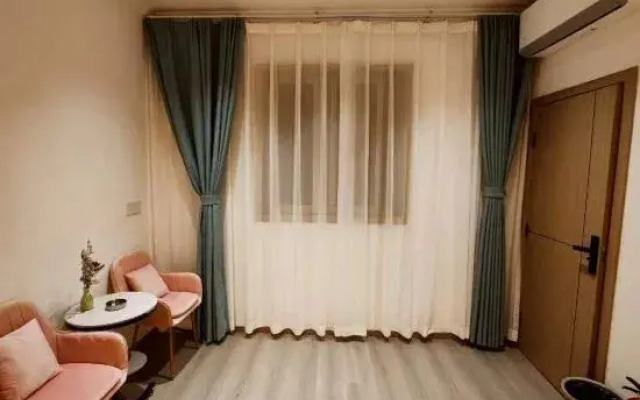 Luoyang Wangjingge Homestay (Yingtianmen Lijingmen Branch)