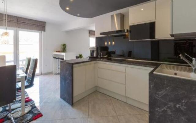 Apartments KETY