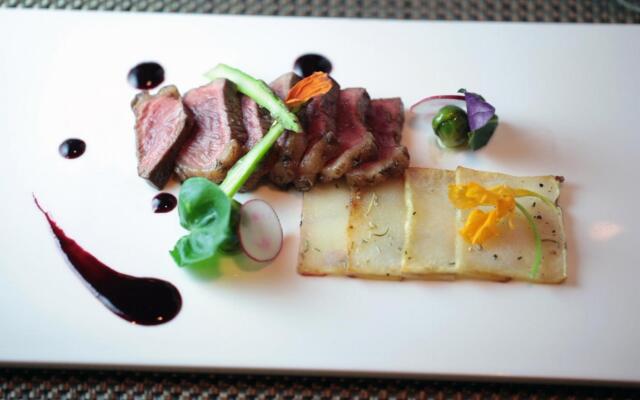 Luxe 4 Bdrm Villa w Epic Oceanview Infinity Pool