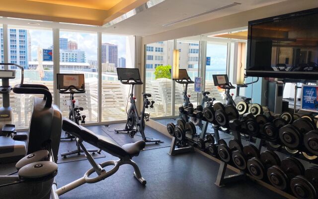 OneLuxStay at W Residences