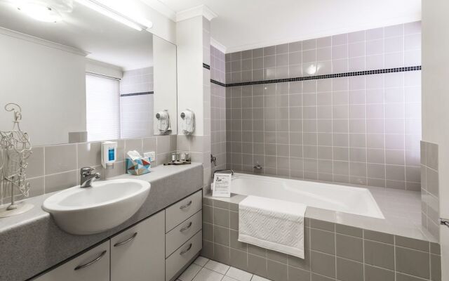 Sky Gardens Sunset River View Netflix Wine Parking