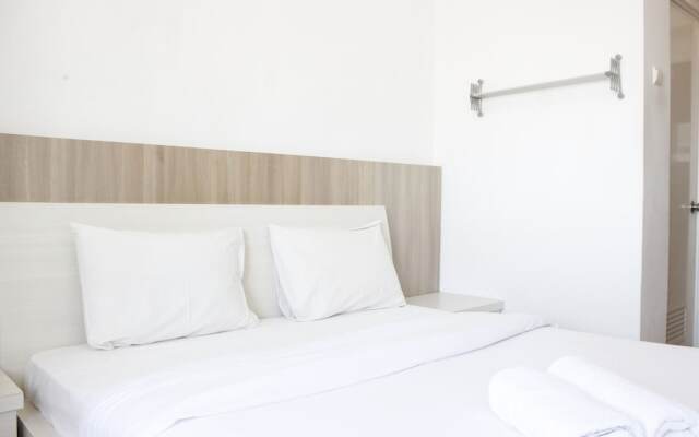 Minimalist Studio Apartment at The Suite @Metro
