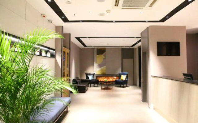 Homeinn Hotel (Jixi Jinlong Building Railway Station Wanda Plaza)