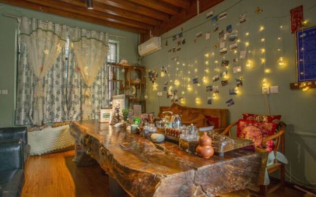 Yulin Lanshan Inn