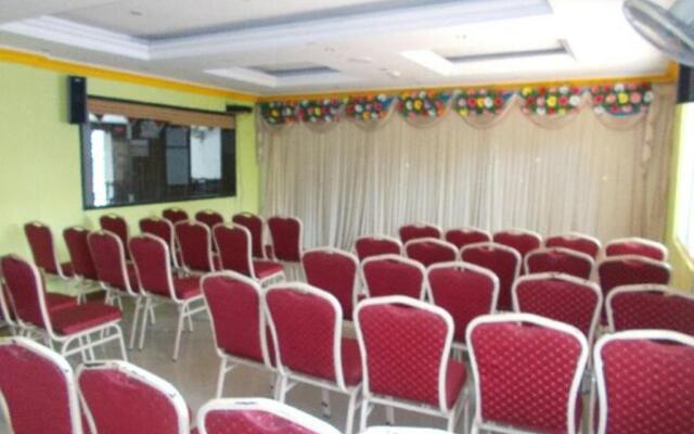 Hotel Vijayendra