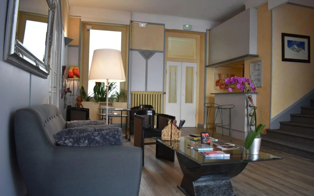 Hotel Henri IV